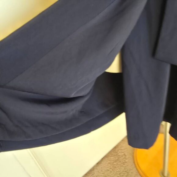 Loft Navy Faux Wrap Pleated/Belted Lined Skirt, Knee Length, NWOT, sz. 4 - Picture 5 of 13
